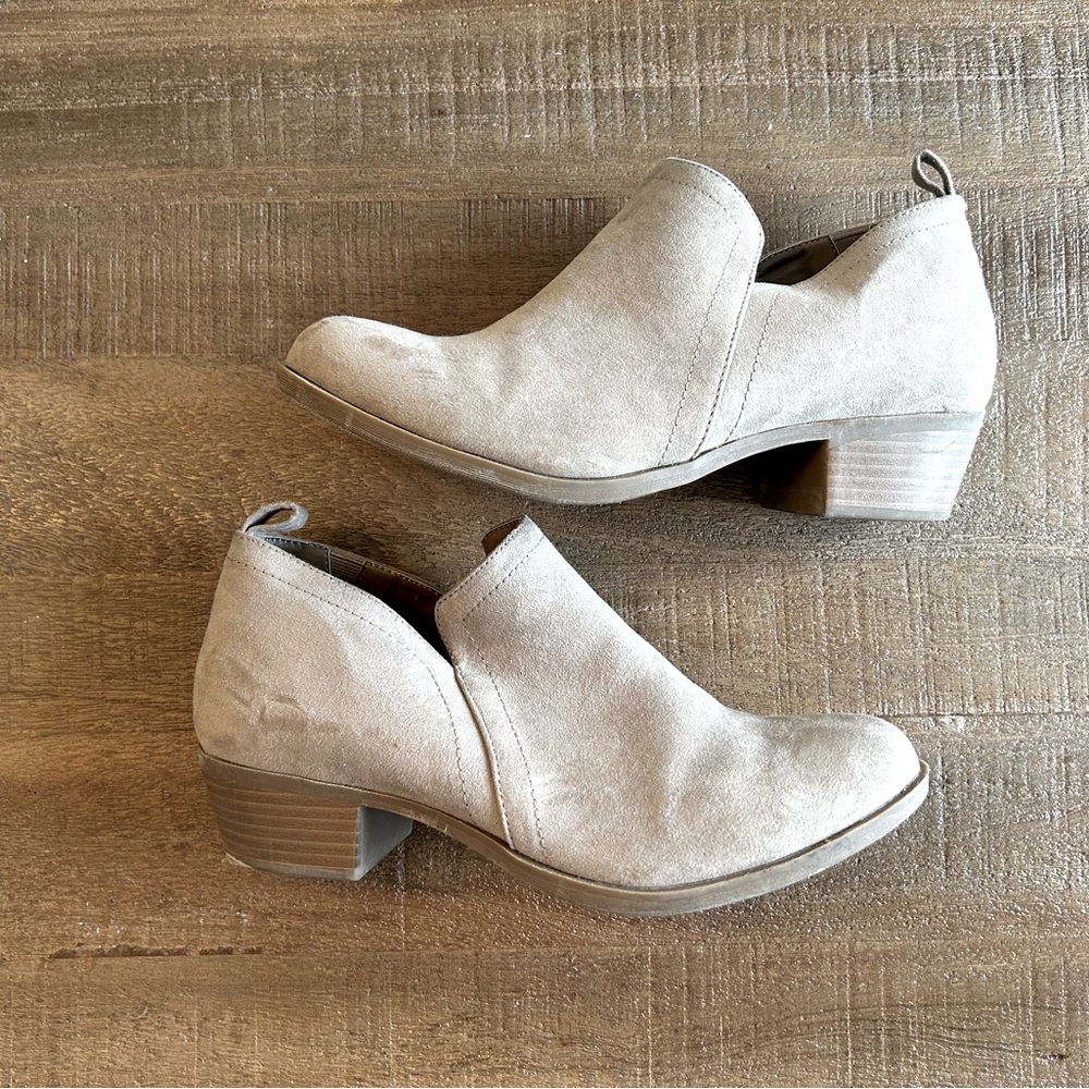 Torrid tan booties. Size 8.5 wide. Good condition.